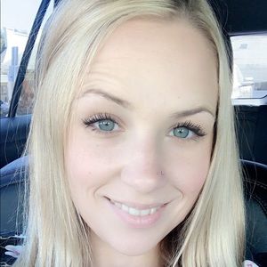 Meet your Posher, Ashlyn